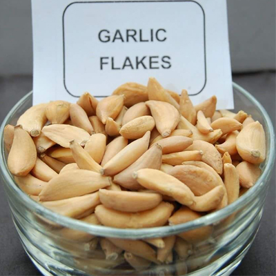 Dehydrated Garlic Flakes/Cloves (10-20 mm)